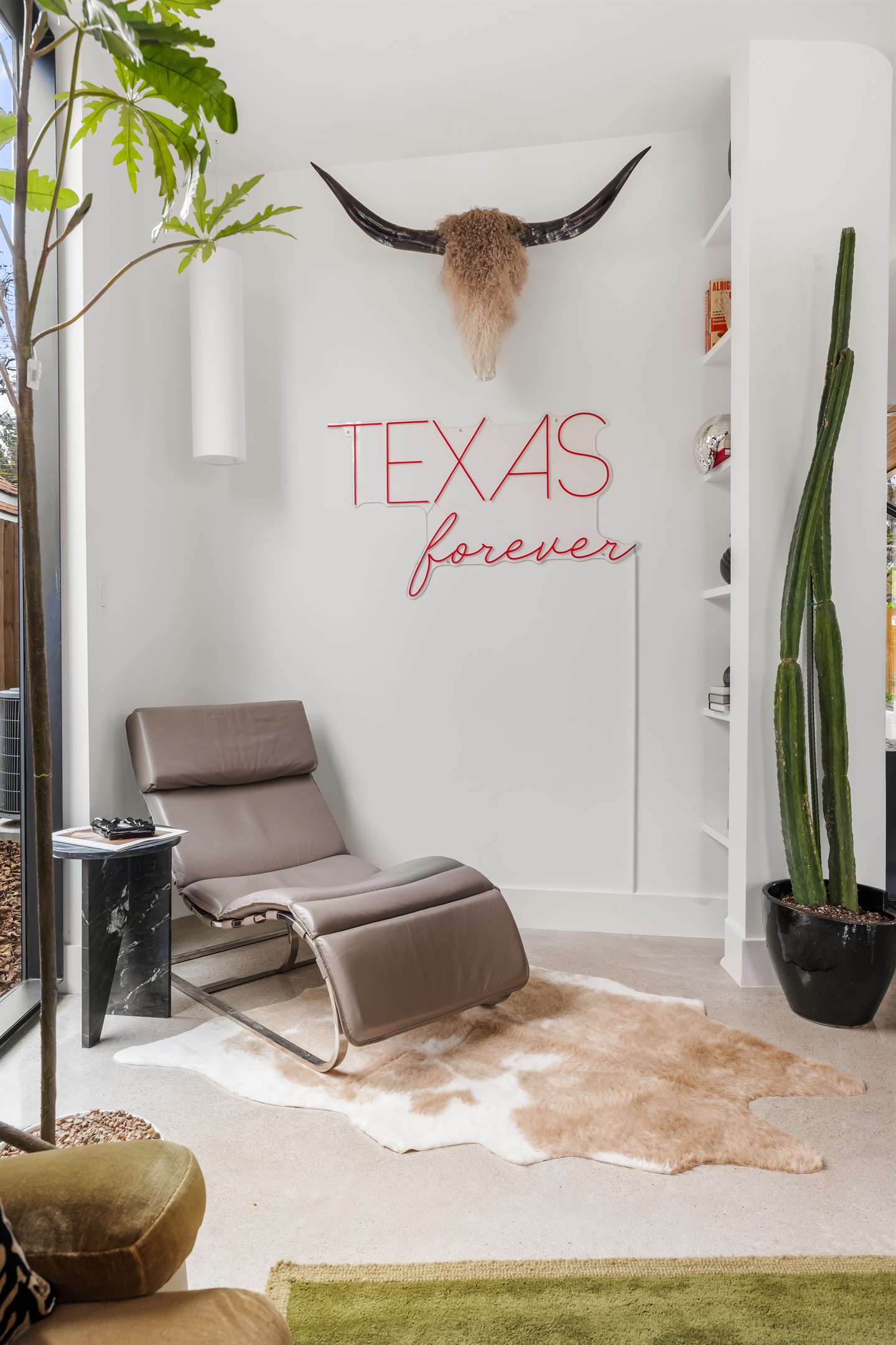 Cozy reading and lounge corner—perfect for quiet moments, morning coffee, or winding down.