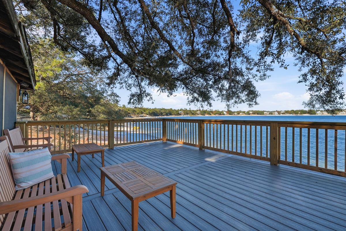 Screened in porch deck