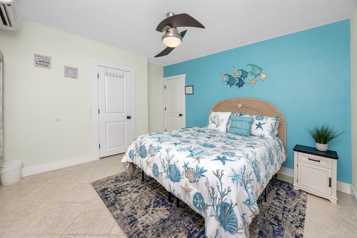 Main Bedroom Sleeps 2