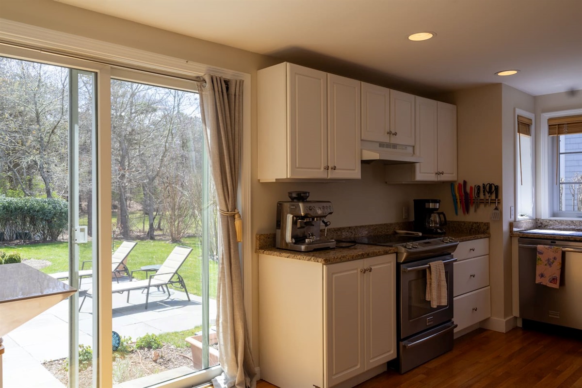 87 Schoolhouse Road, Edgartown