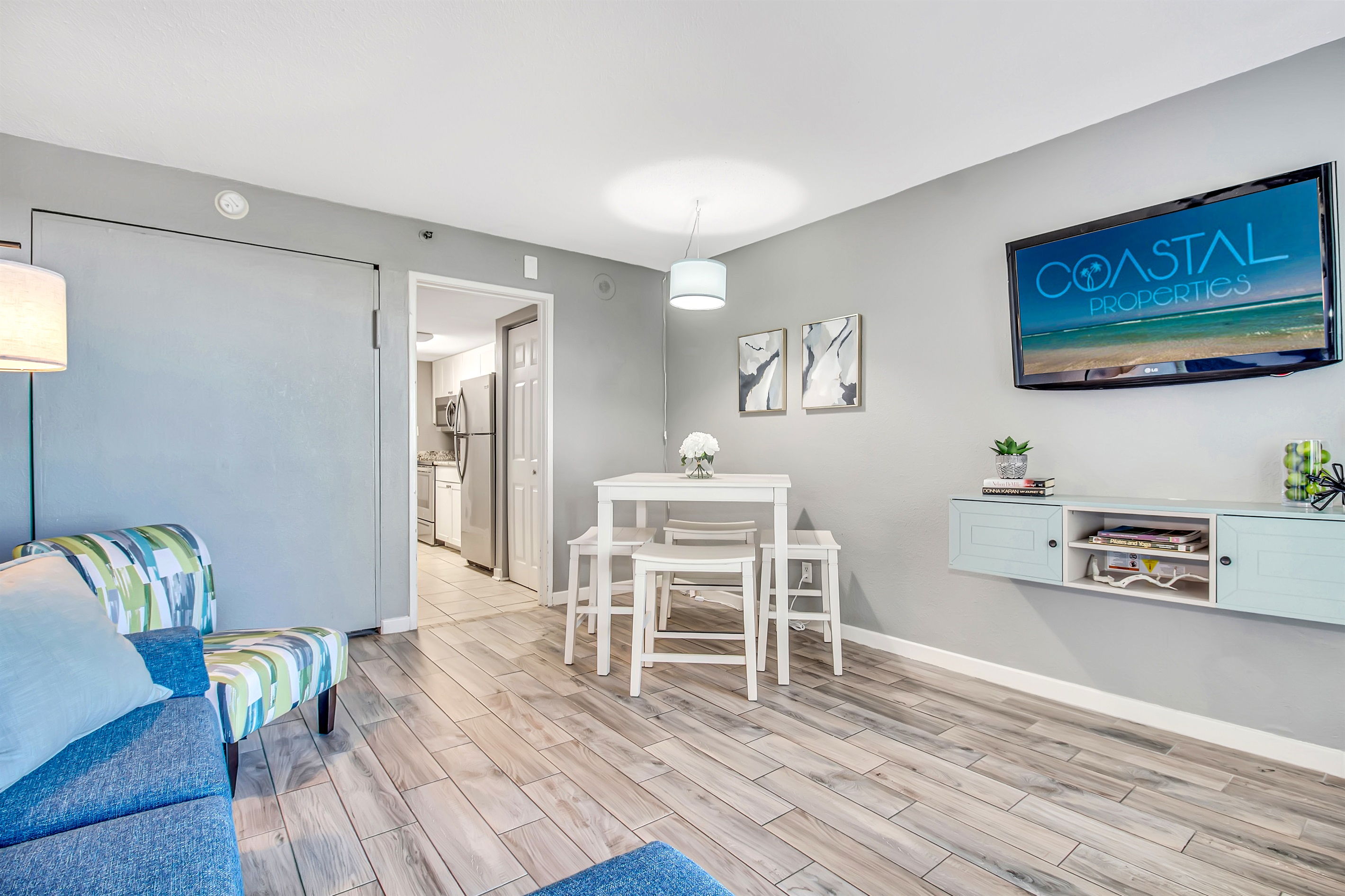 Engage in oceanview conversations from the comfort of the couch, where the living area is thoughtfully arranged to encourage socializing while savoring the sea vistas.