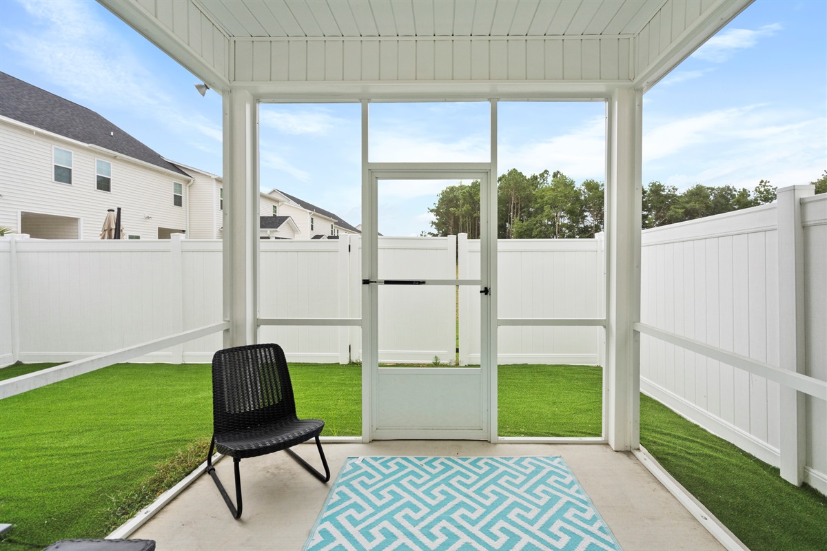 Screened in Porch