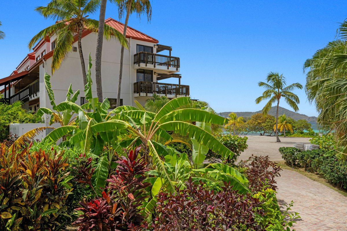 Stay in the heart of Sapphire Beach Resort with beautiful surroundings and easy access to amenities.