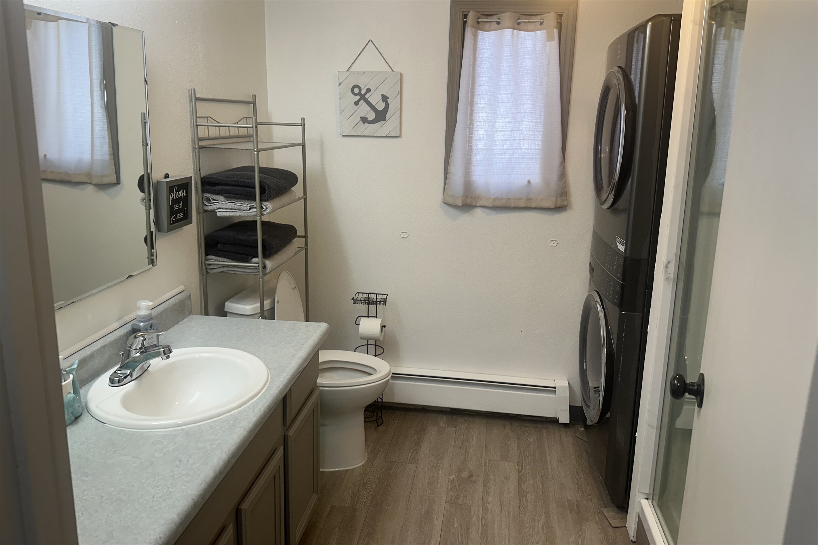 Bathroom 2 with Laundry