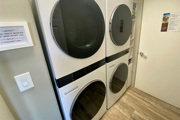 Double washer/dryers
