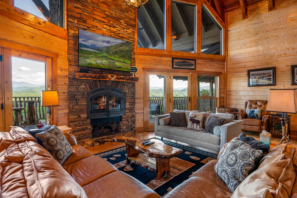 Main living room, Majestica Lodge