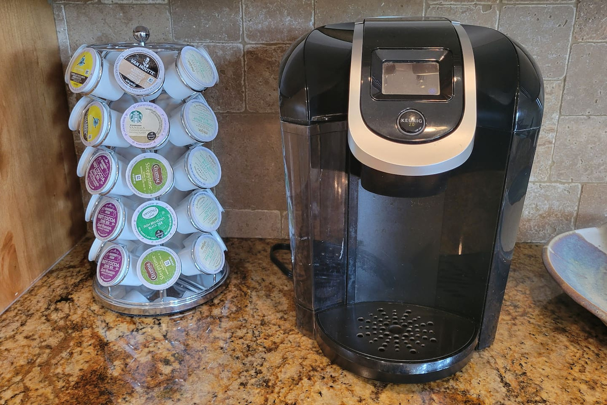 Coffee time!  The Keurig allows you to choose your favorite flavor!!  There is also a regular coffee maker if you prefer.  K-pods are included!