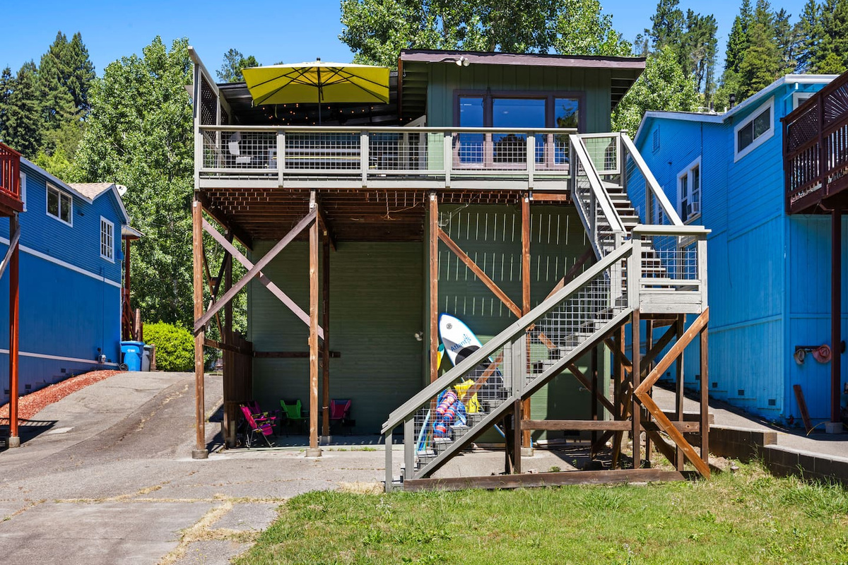 When you're ready, head down the back stairs from the main deck to the grassy area and seasonal dock.