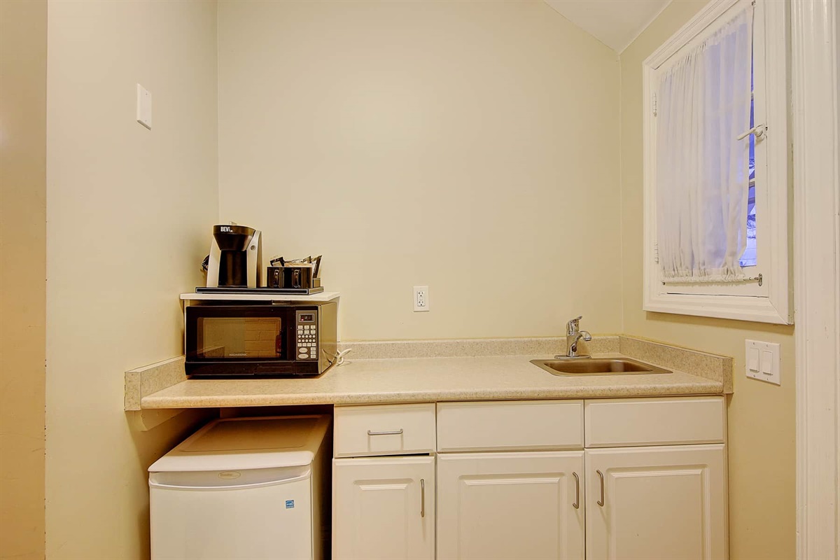 Kitchenette