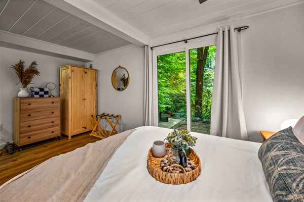 Main Bedroom | Dresser