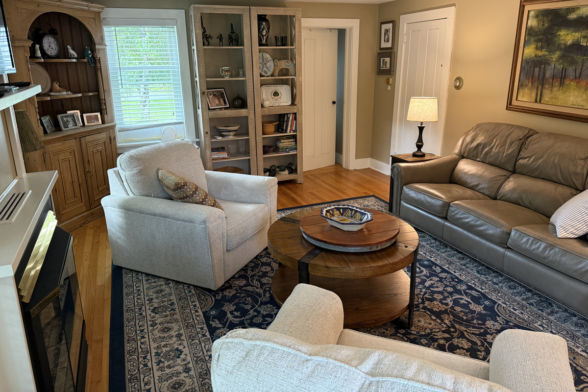 Comfortable living room with plenty of seating