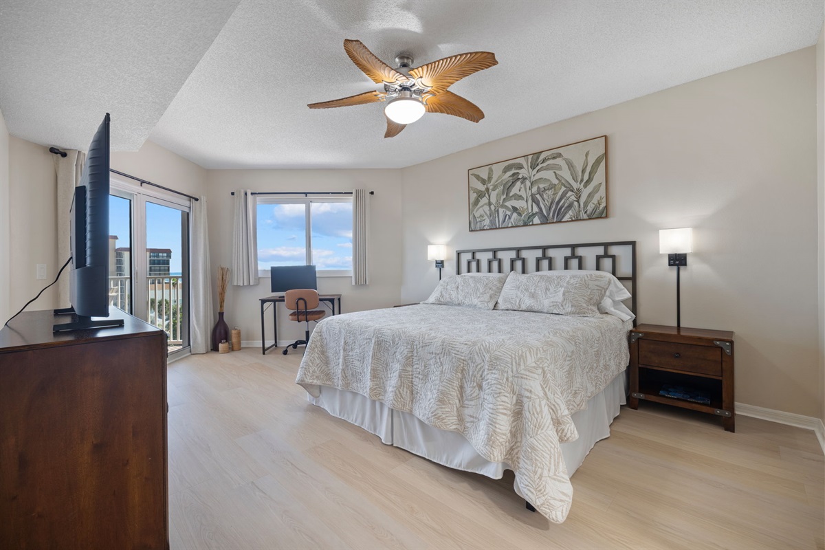 King size master bedroom with gulf views and patio access.