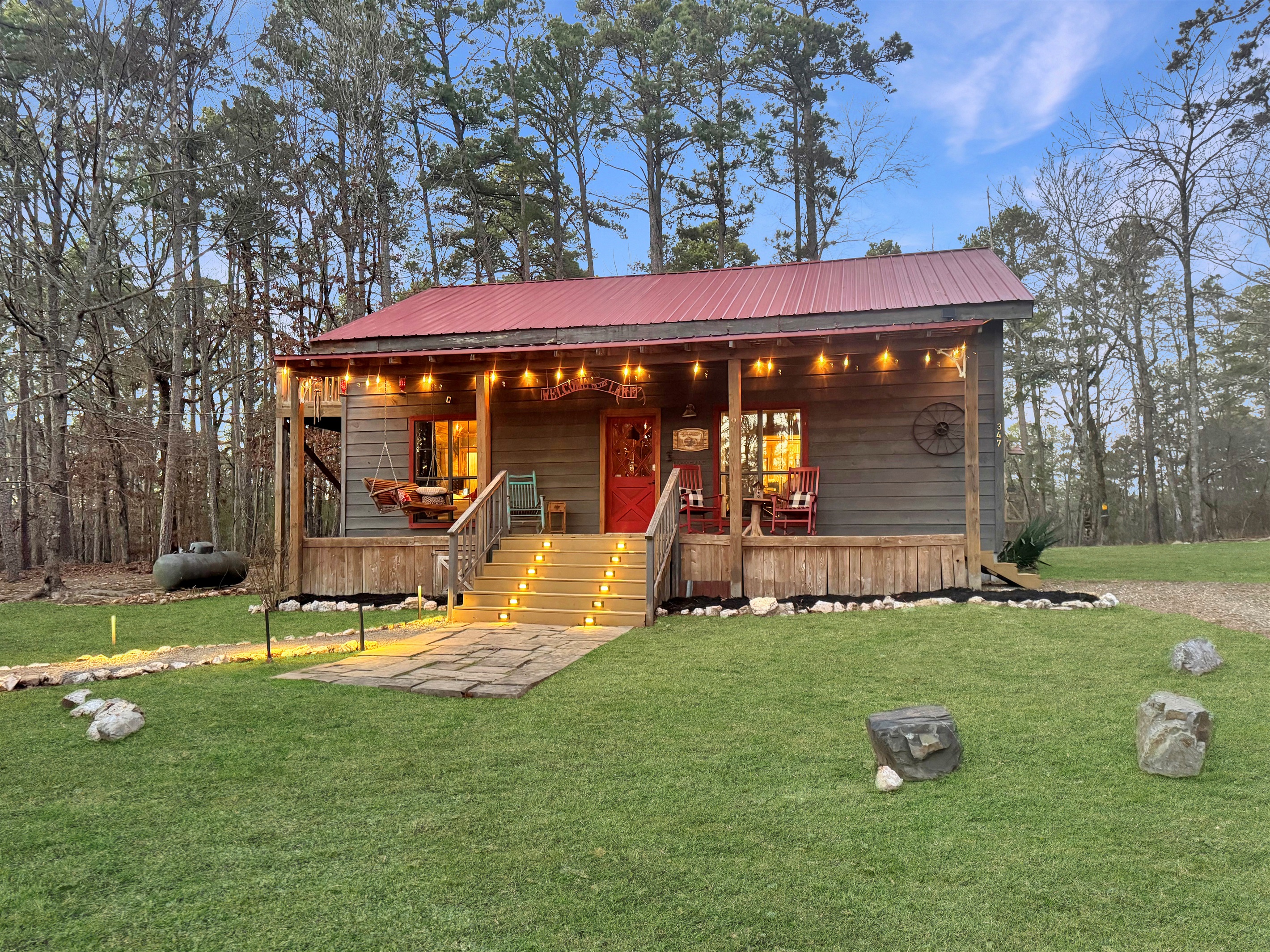 Pull up, unwind, and let cabin life begin.