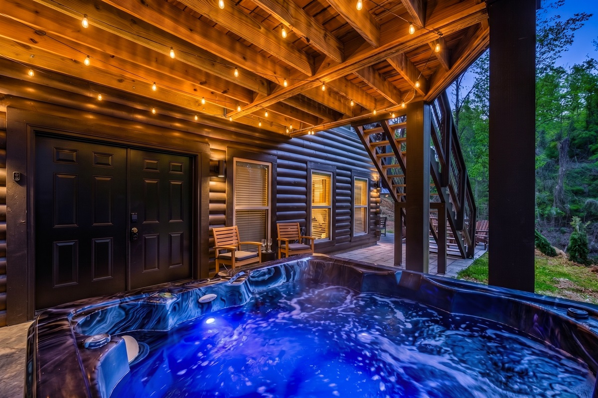 Hot tub drained, cleaned, sanitized and refilled after each guest stay.