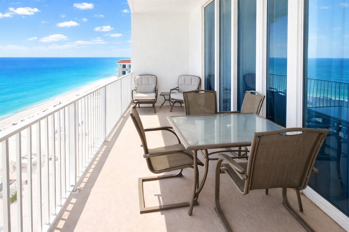 Beachside balcony with a Breathtaking Gulf and beach view! 