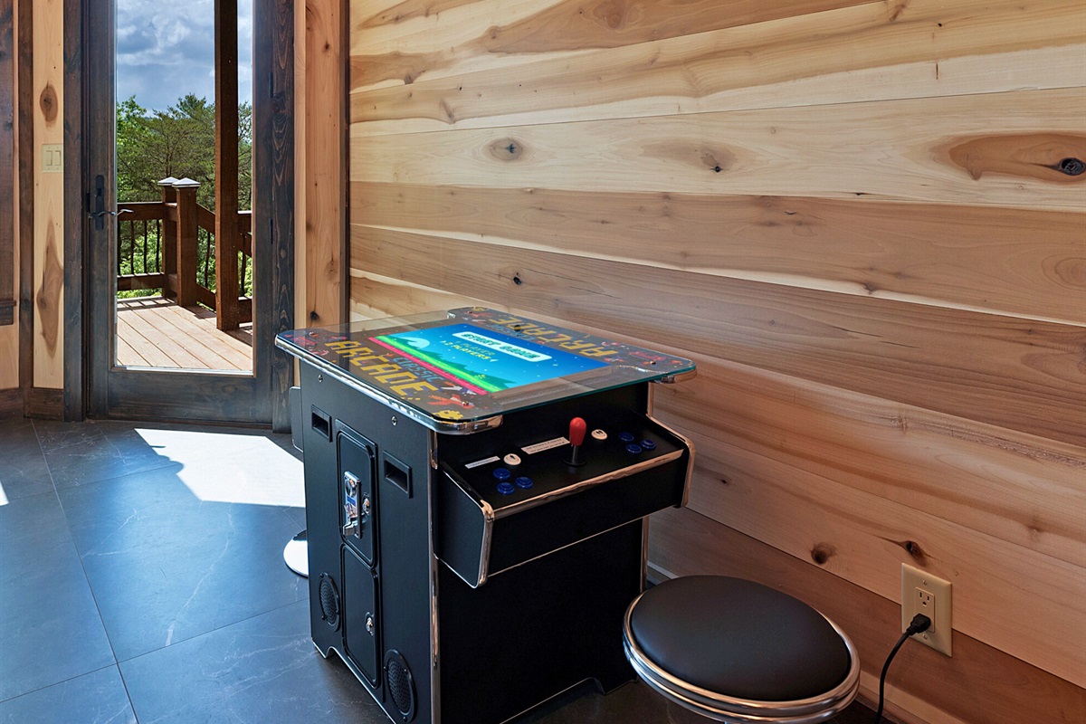 Enjoy some classic arcade fun with this game table, great for kids and adults alike!