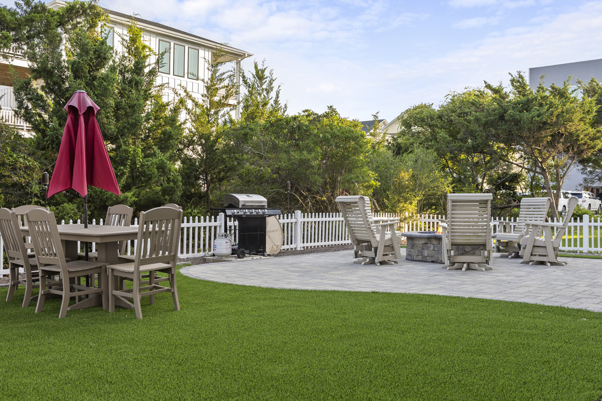 The backyard is incredible!