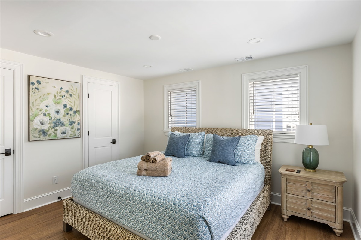 King bedroom 2