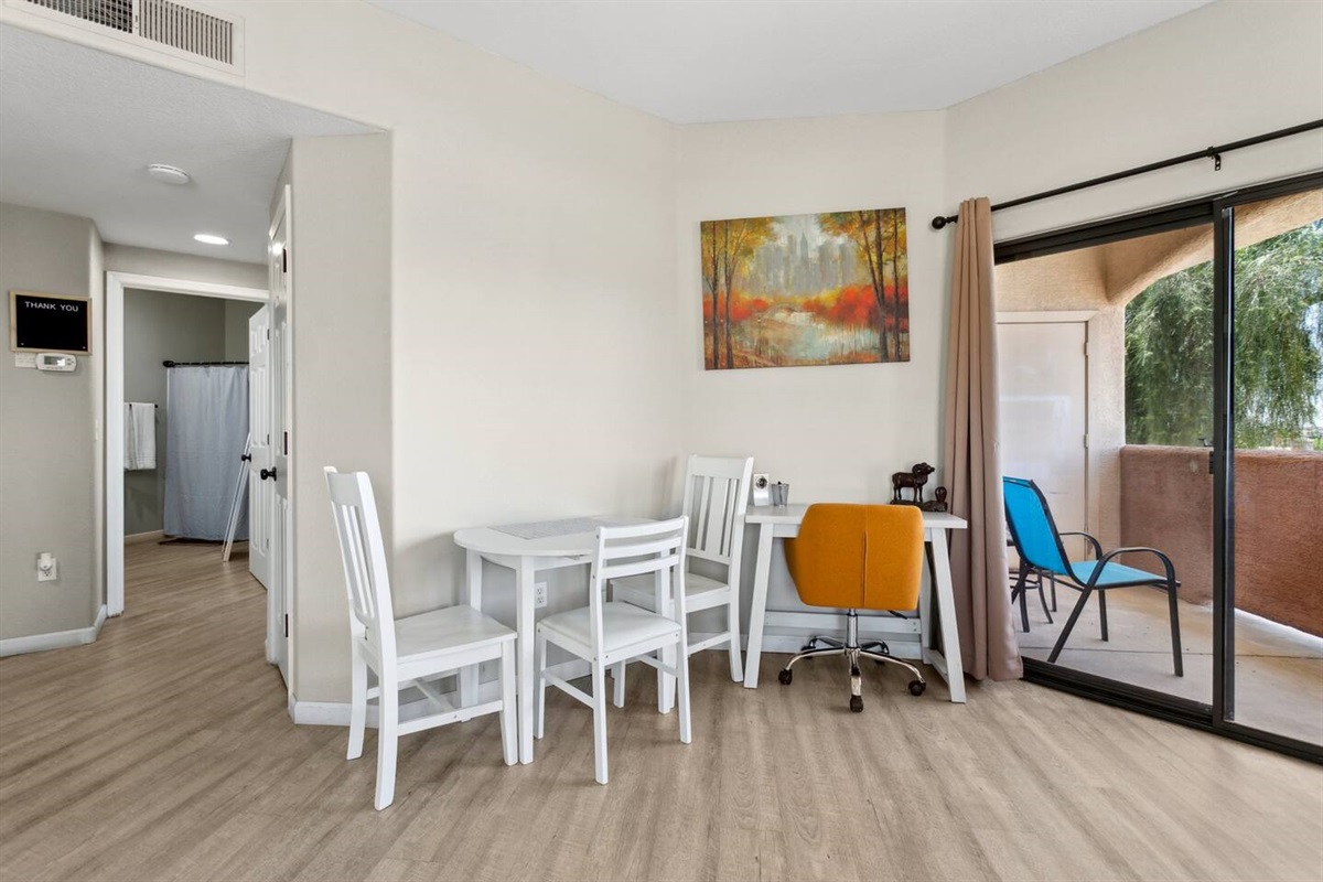 Desert Gem; 1BR Condo Near Stadium & Westgate — Desert Gem; 1BR Condo Near Stadium & Westgate, Phoenix, Arizona — photo 11