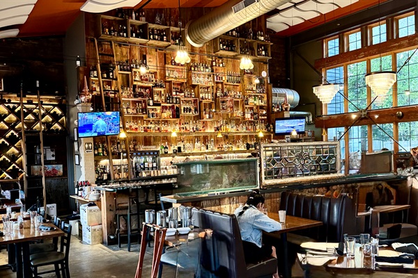 Sauce on the Blue - a short walk along the blue river to a great bar and delicious food.