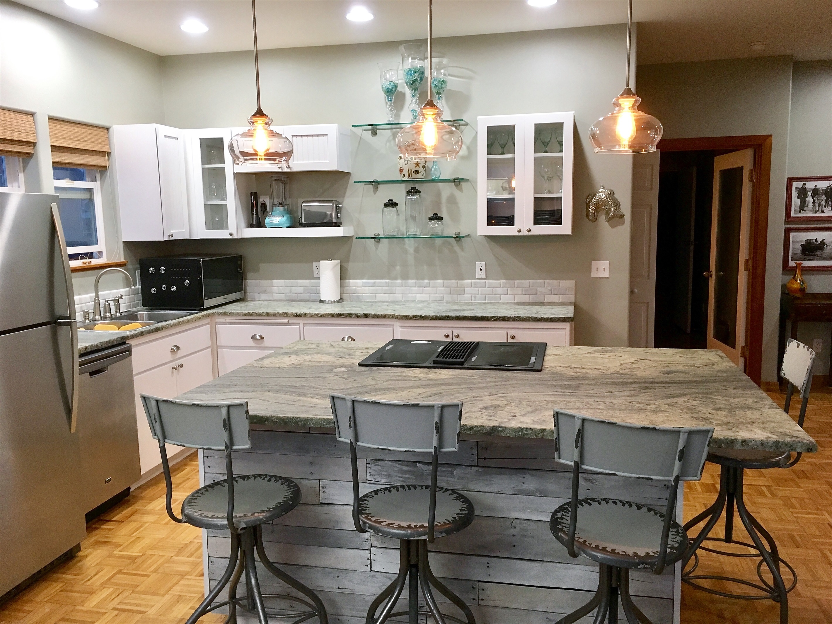 Steps to Everything, Sunroom Spa, Secret Game Room! 4