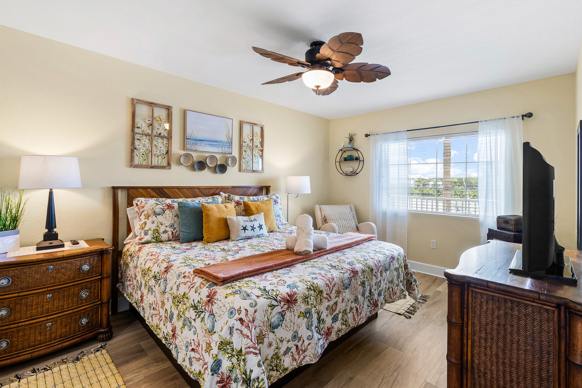 Master bedroom with ensuite bath.