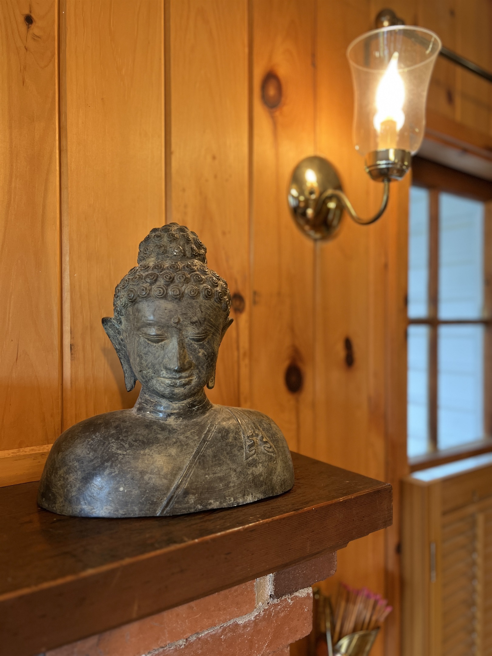 Lille Gossebo healing spirit blessing statue.