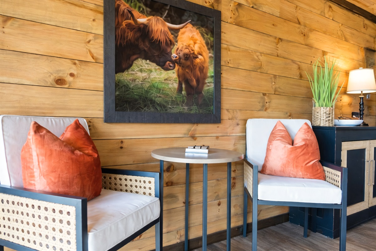 Rustic whimsy meets cozy elegance.