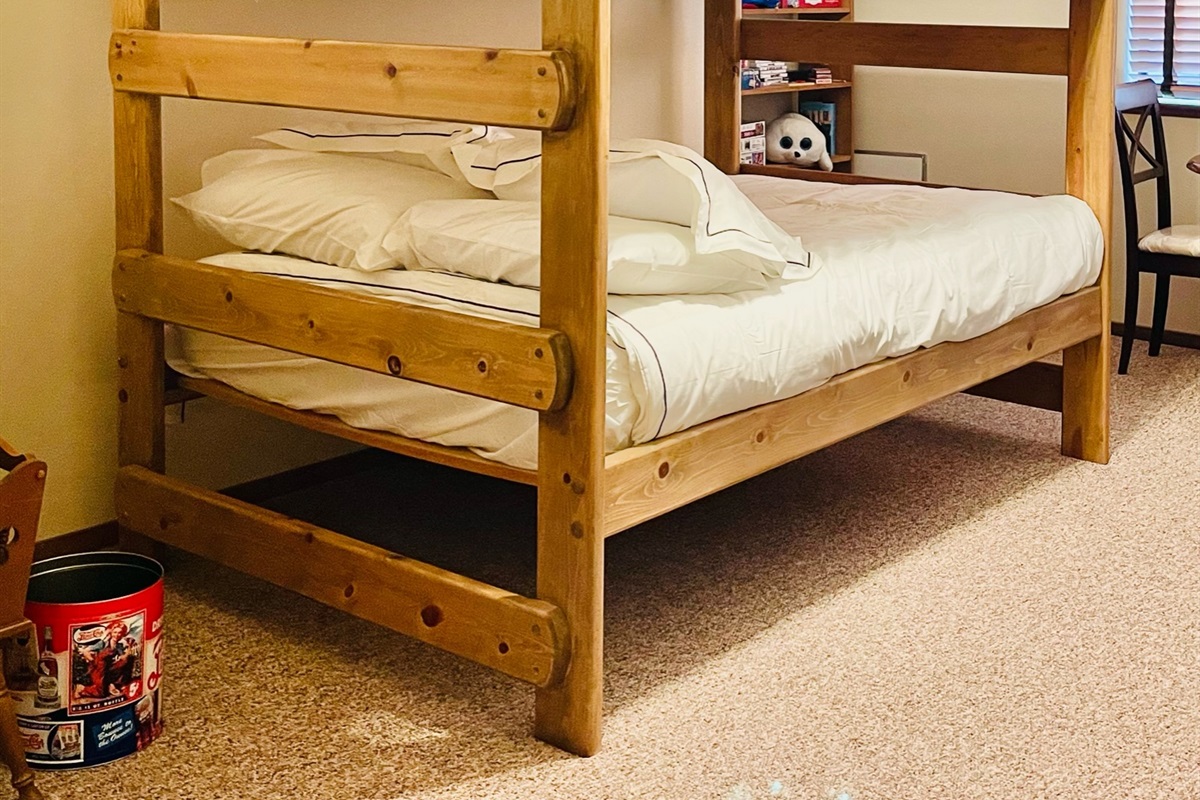 Upstairs bedroom #2