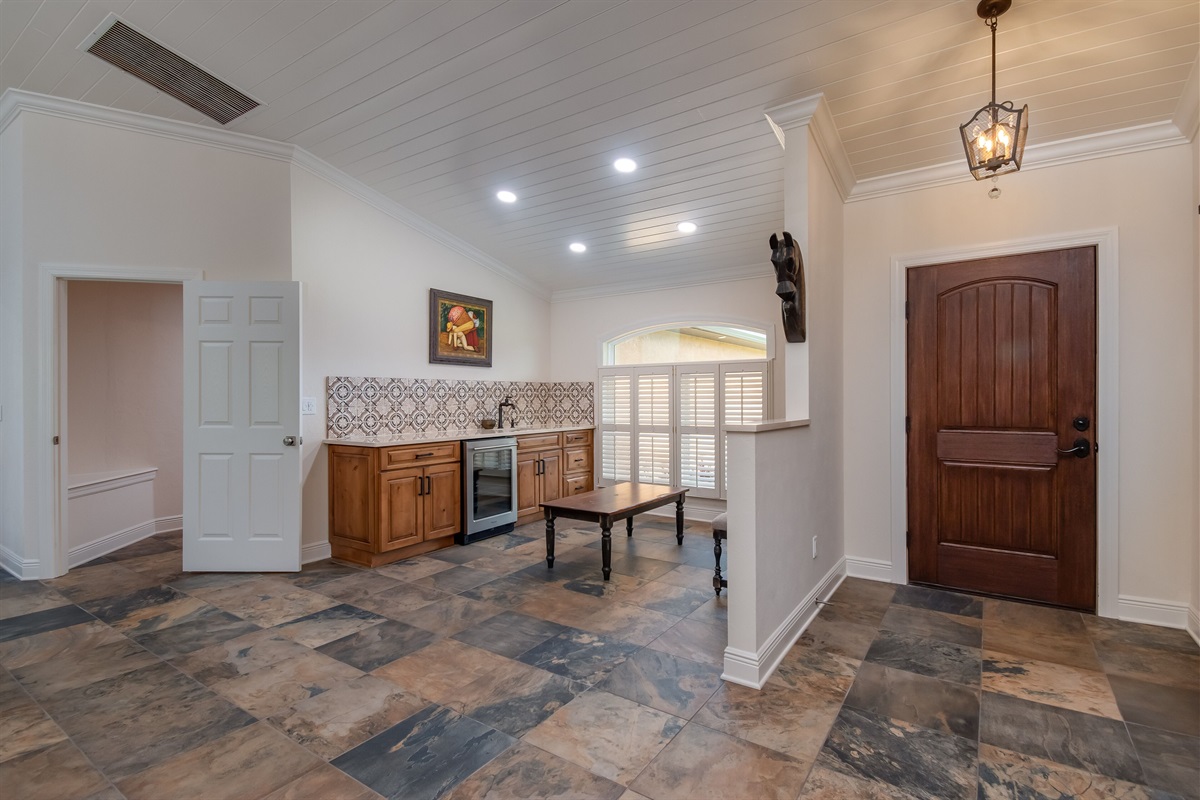 Great Room wet bar