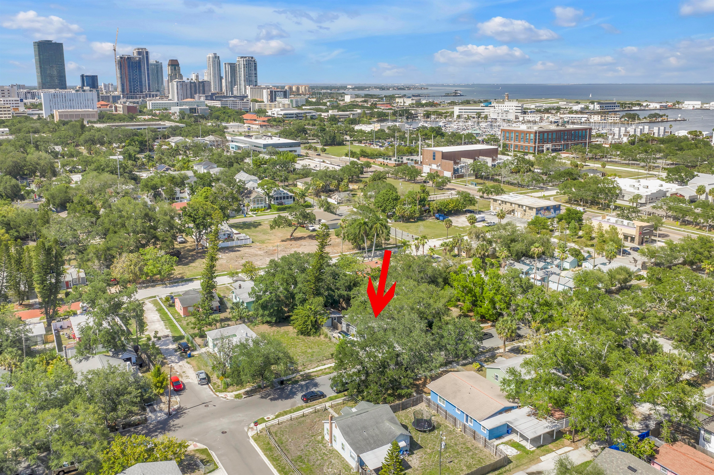 Aerial view highlighting its convenient St. Petersburg location near downtown, local parks, dining, and nearby waterfront attractions.
