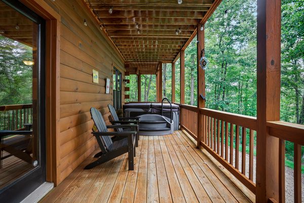 Bottomm Deck
