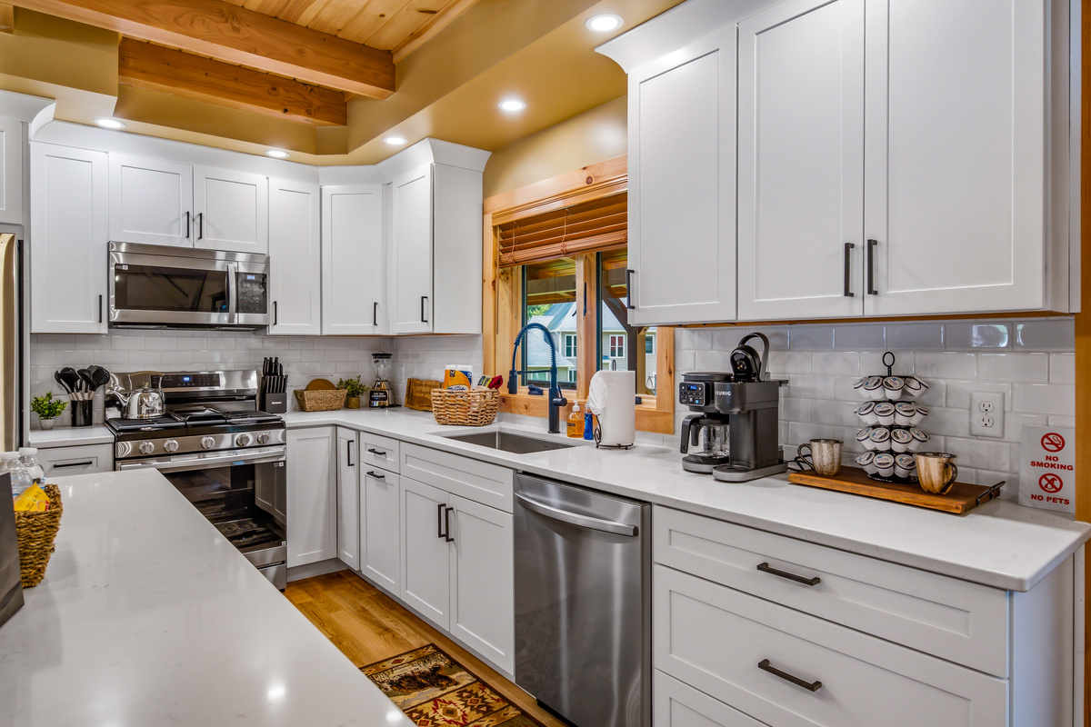 Full Stainless Dishwasher
