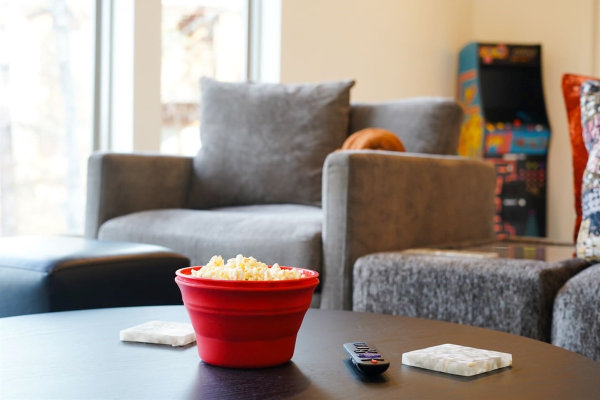 Ms. Pac-Man Retro Fun