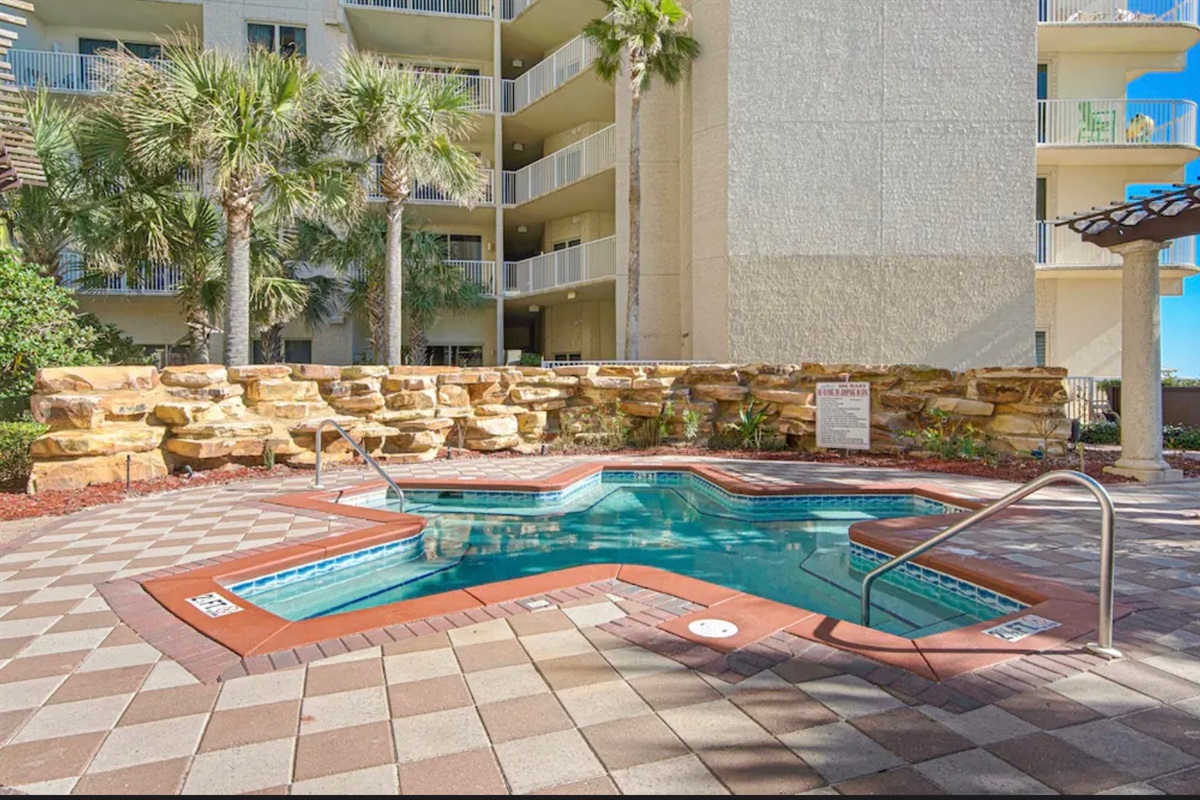 Outdoor hot tub
