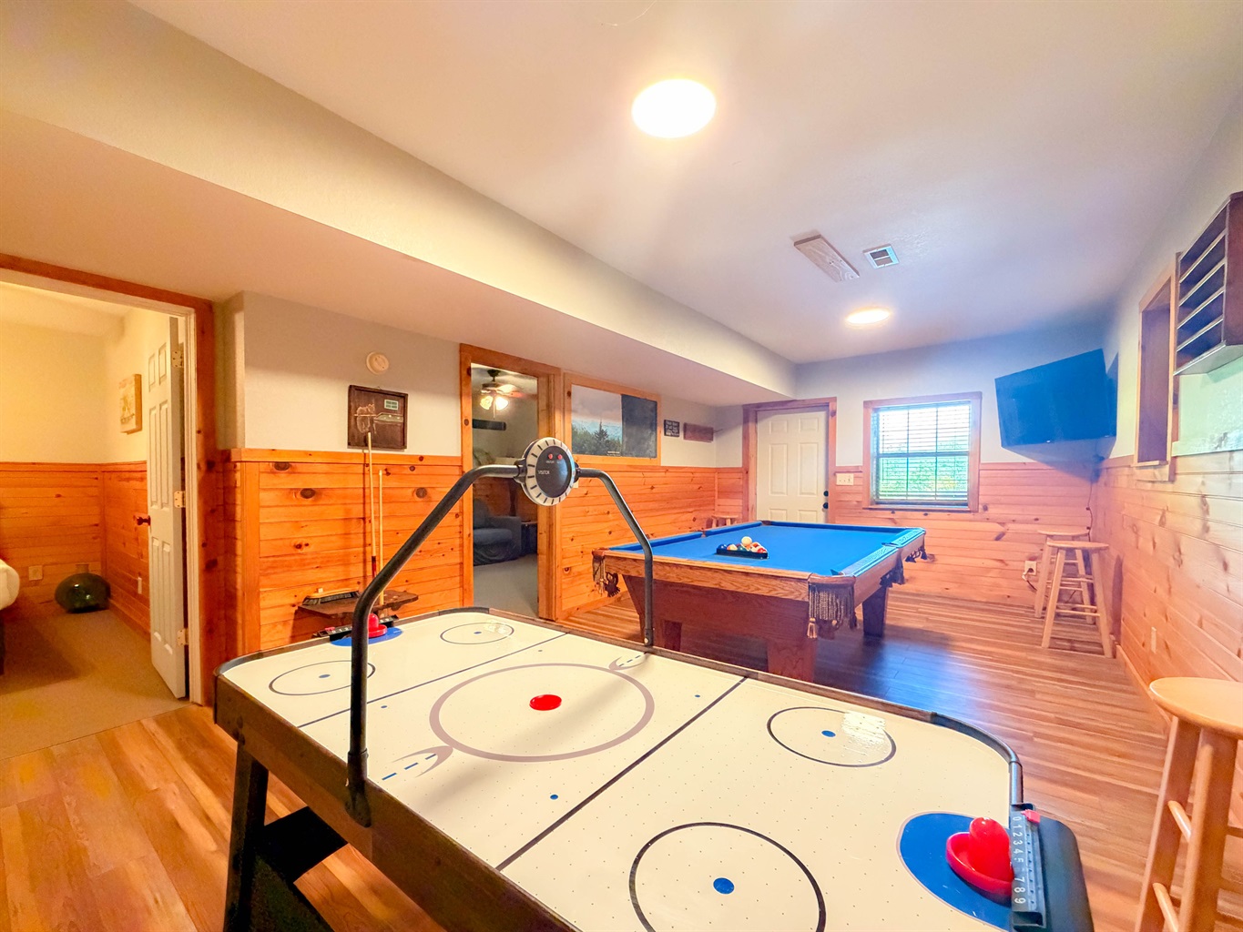 Everyone will love the lower level game room. Billiards and Air Hockey!