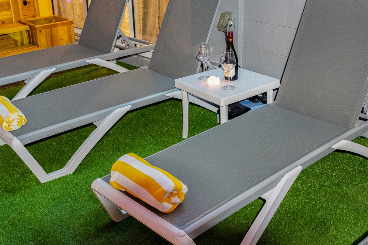 Watch your favorite show from the pool, sip drinks by the spa, or enjoy a laid-back afternoon on one of several loungers.