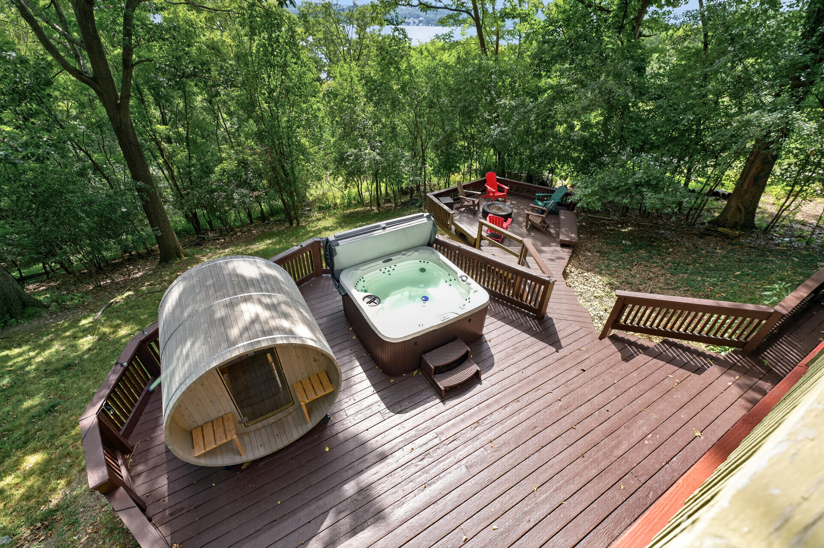 Elevated deck with sauna and hot tub