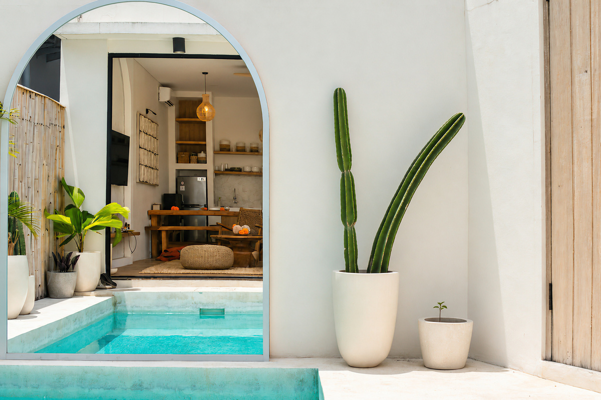 Pool area