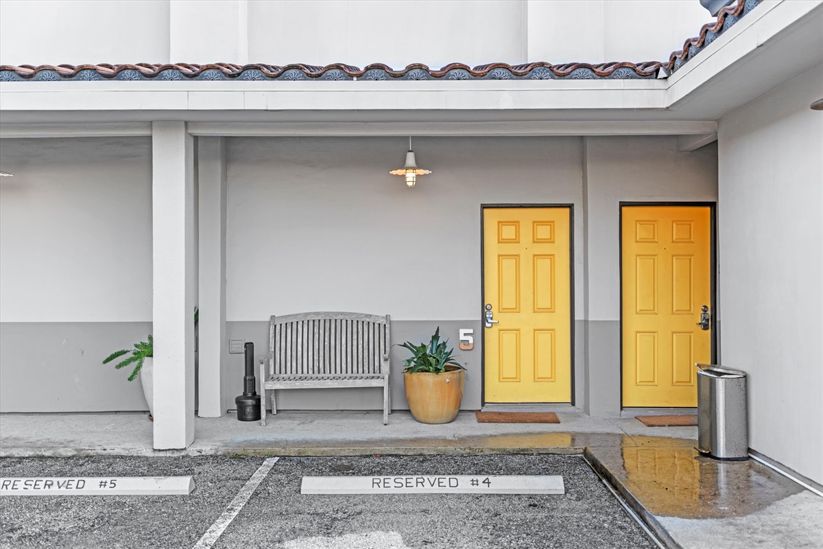a3e46146da9c404f9c54dc1ae770b135 Large | Beachhouse | Texas | TX | Vacation Homes | Galveston | Crystal Beach | Kokomo | Breezy Days | Beachfront Elegance | Sunrise Serenity | Southern Sands Property Management, LLC