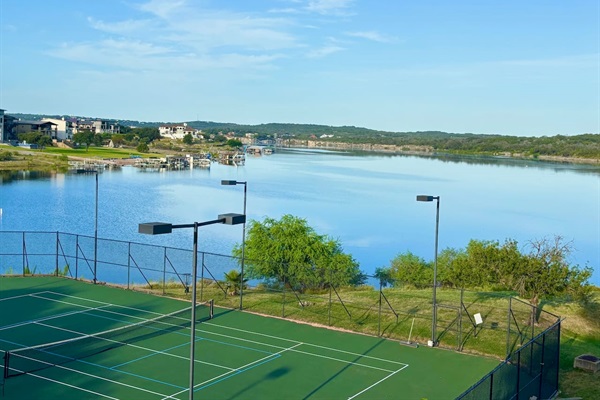 Villa 3115 - 2/2 Lakefront Condo at Island Resort