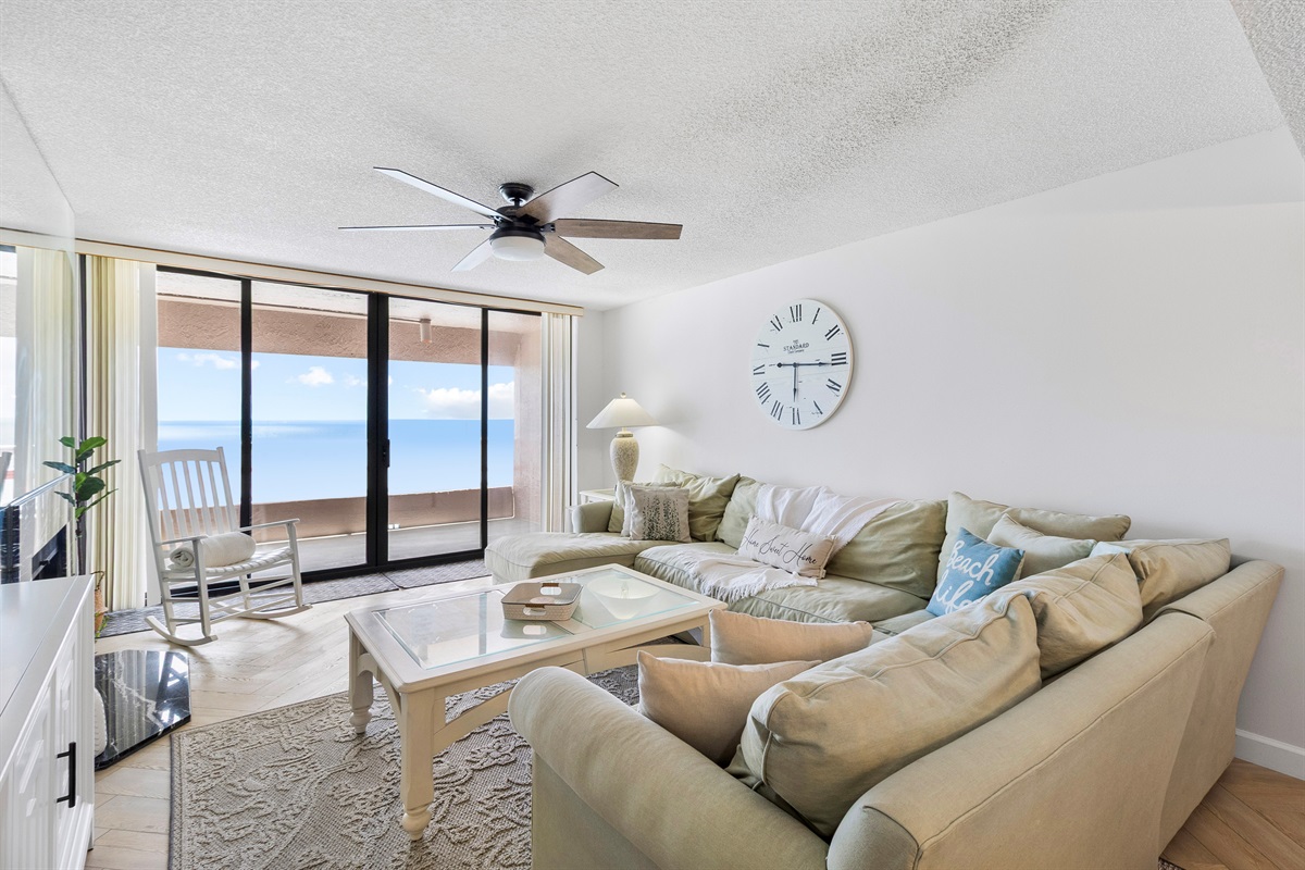 Stunning beach view from the balcony!