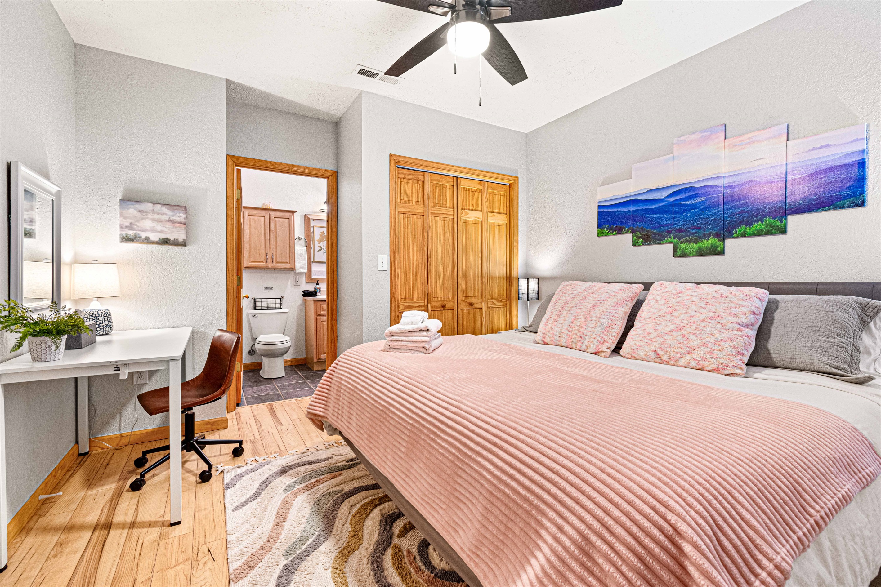 Primary ensuite #2 with Sealy memory foam mattress, luxe bedding