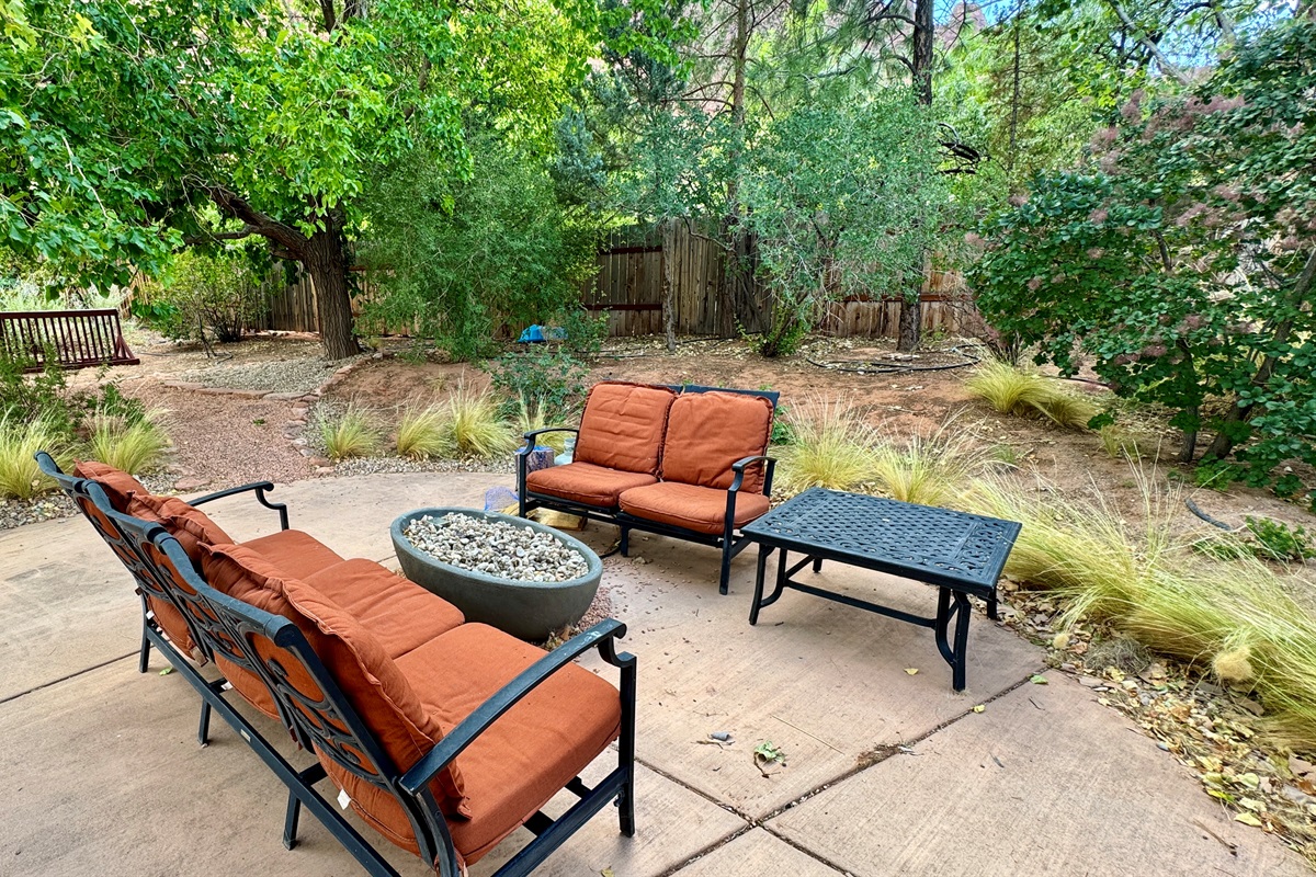 Plenty of Outdoor Seating