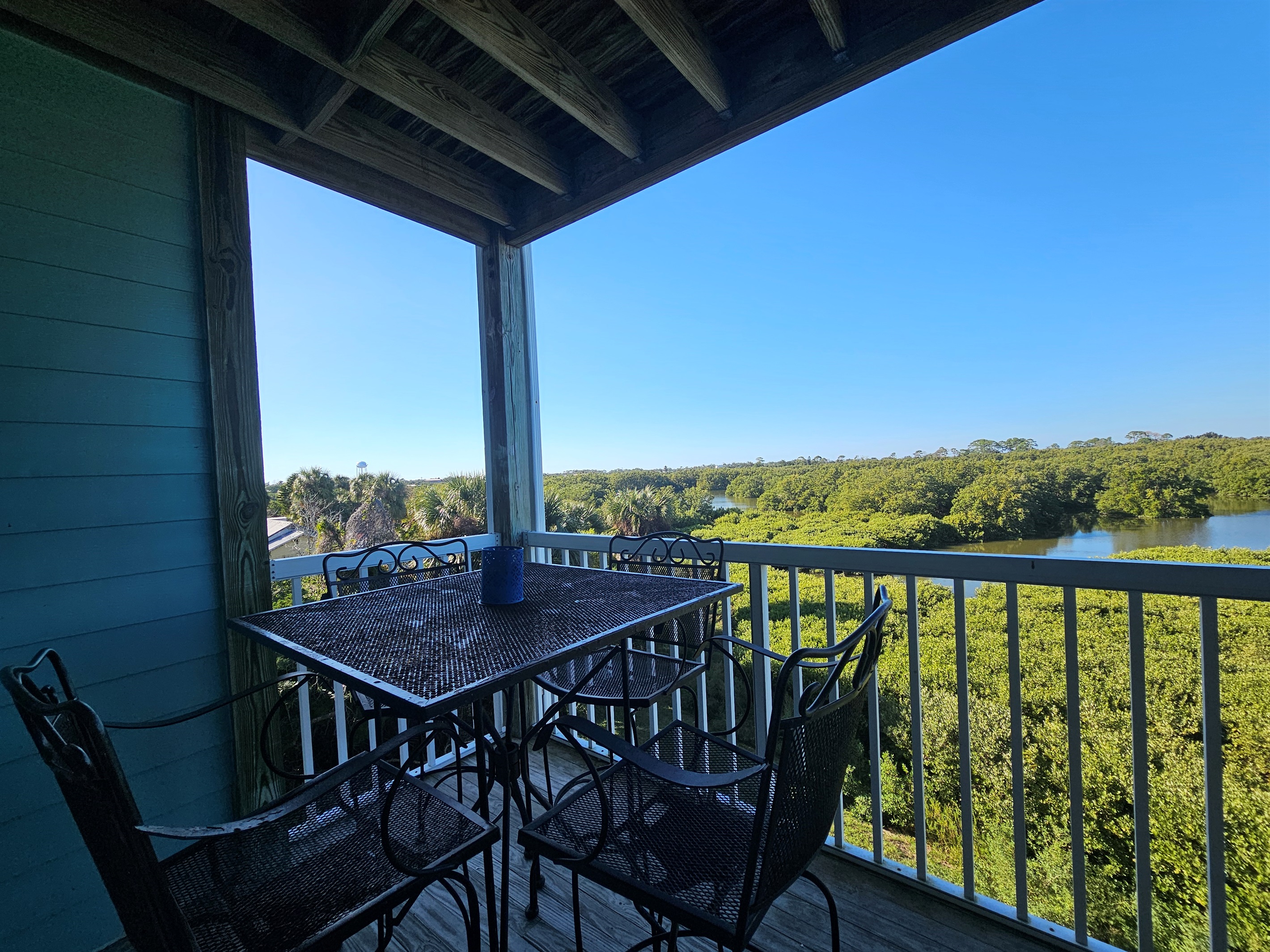 Great outdoor seating on porch