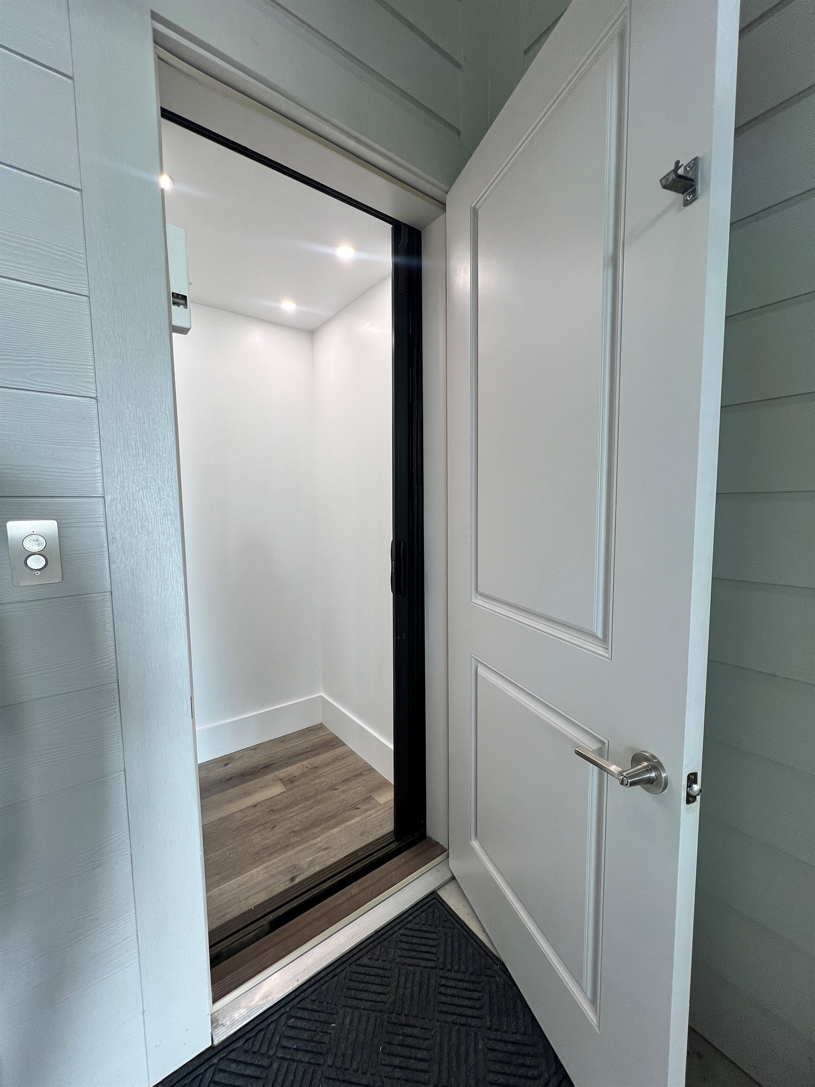 Costa Cristal Exterior: Wheelchair-accessible ramp for easy, step-free entry.