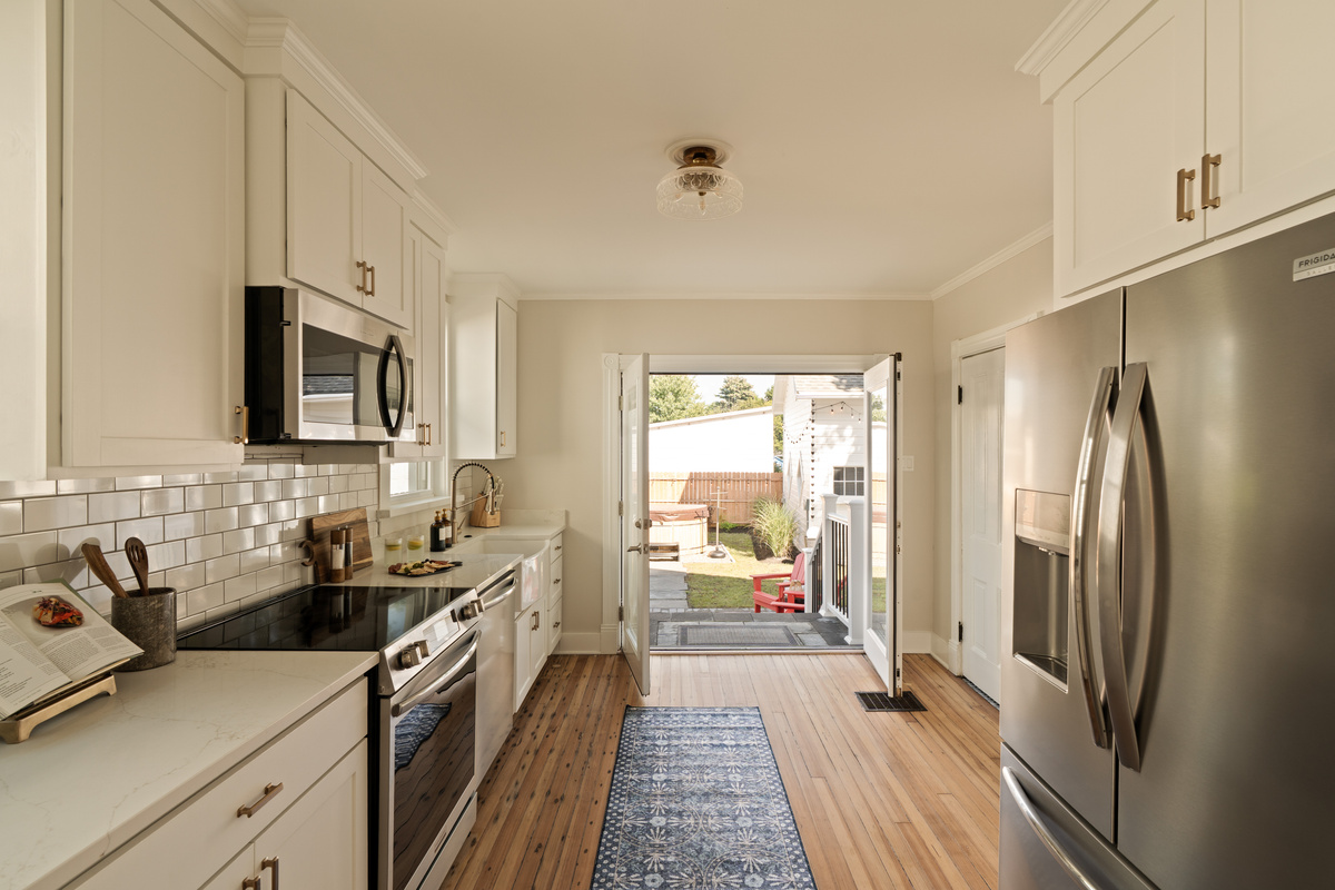 Plenty of counter space, full-size appliances, and everything you need to cook, gather, and settle in for a comfortable stay.
