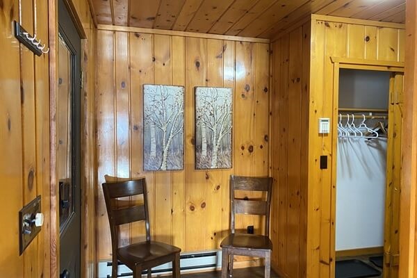 Entryway and hallway to the garage