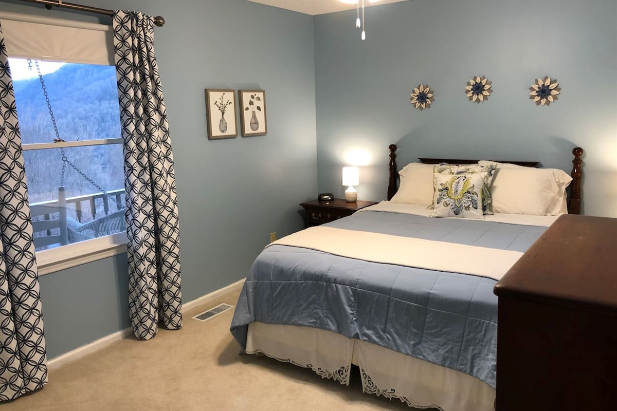 Bedroom #2 with queen bed