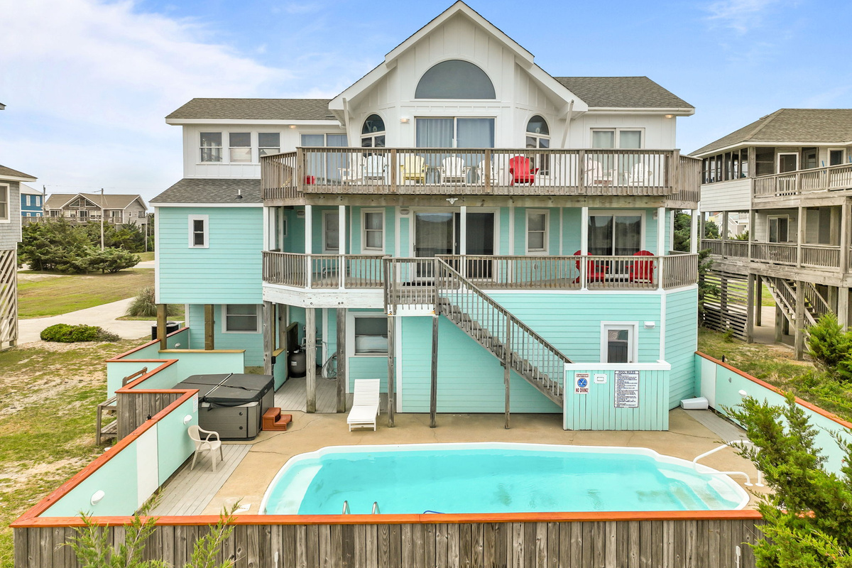 Pool View 8 Bedroom Oceanfront Rental
